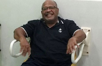 Tevita Bolanavanua from Fiji gets Knee Replacement Surgery in India