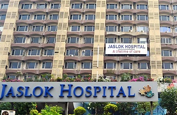 55-year-old Nagat Salih Returns to Sudan After a Bronchoscopy Procedure in India at Jaslok Hospital