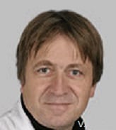 Dr. Uwe Neubauer