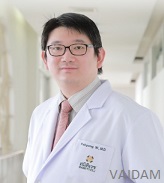 Dr. Pakpong Wathanaoran