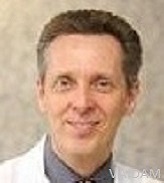 Dr. Andreas Naumann