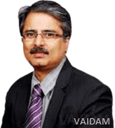 Dr. Rajneesh Kapoor