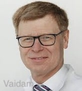 Prof. Dr. Helmut Friess