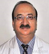 Dr. Vijay Kakkar