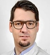 Dr. Dino Podlesek