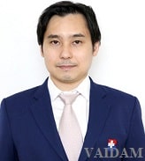 Dr. Chris Siripun