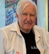 Dr. Elwin Buchel