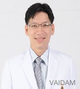 Dr. Isara Santaannop