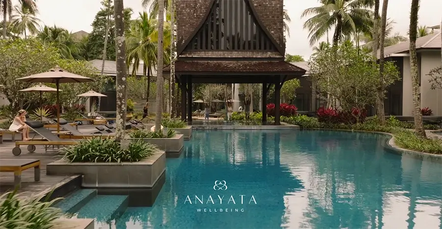 Anayata detox juices and wellness supplements for retreat guests