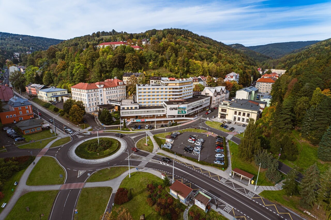 Radium Palace and Curie Spa Wellness Jachymov
