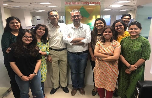 Dr Puneet Kumar with Vaidam team Dr Puneet Kumar with Vaidam team